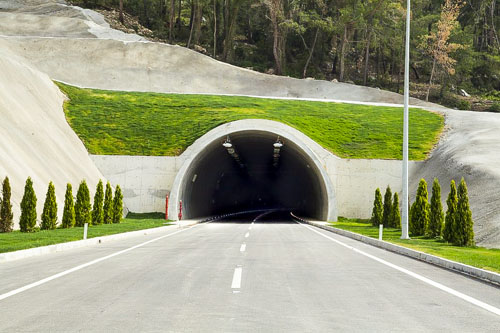 Tunnel